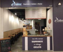 Andiamo Gelateria inside