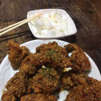 Choong Man Chicken food