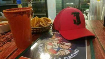 Mariscos La Cacho food