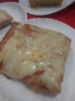 Robert's Pizzeria food