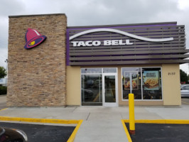 Taco Bell outside