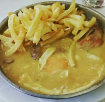 Café Cervejaria Canoa food