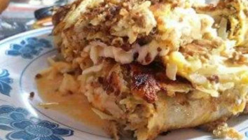 Majid Murtabak Cheese food