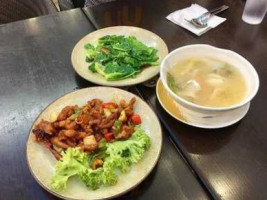 Sanook Kitchen (west Mall) food