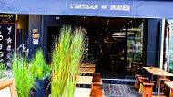 L'artisan Du Burger inside