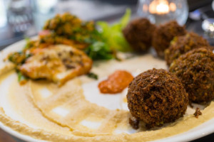 Dada Falafel food