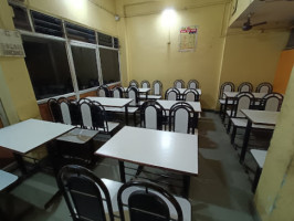 Sangam Pav Bhaji Centre, Bhusawal inside