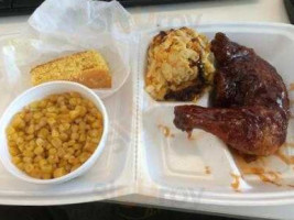 Saints Paradise Cafeteria food