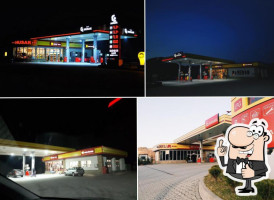 Petrol Station Husar Exterior