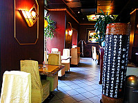 China Restaurant HuaTing inside