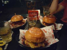 Garage Burger Original food