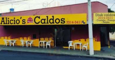 Alicio's Caldos inside