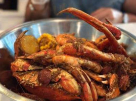 Boiling Crawfish Seafood Restaurant food