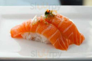 Mikuni Japanese Restaurant Sushi Bar food