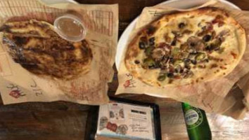 Mod Pizza Lake Meridian food