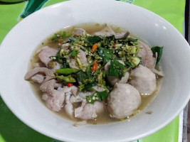 ส้มตำซาดิสม์ (somtum Sadism) food