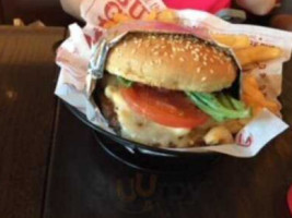 Red Robin Gourmet Burgers And Brews food