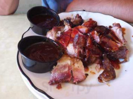 Lucille's Smokehouse -b-que food