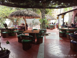 El Patio inside