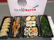 La Sushitería inside