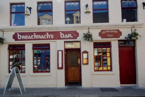 Breathnach outside