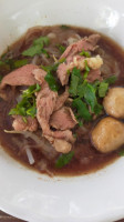 เครือวัลย์ก๋วยเตี๋ยวเรือ โรตีสายไหมบังหมัดby เครือวัลย์ food