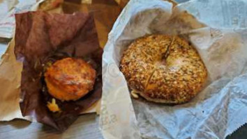 Bruegger's food