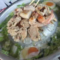 ร้านชนะศรี food