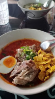 ก๋วยเตี๋ยวหลบซอย food