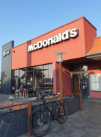 Mcdonald's outside