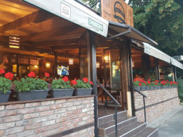 Pastrmajlija Grill House inside