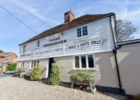 Three Horseshoes outside