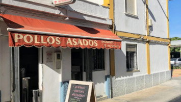 Asador La Plaza outside