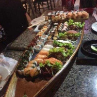 Cheri Sushi Maringa food