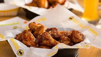 Buffalo Wild Wings Bakersfield Ii food