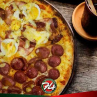 Pizzaria 74 food