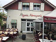 Pizzeria Romagnola inside