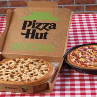 Pizza Hut food