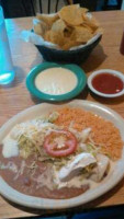 Los Mayas food