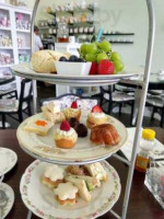 Calla Lily Victorian Tea Room Gifts food