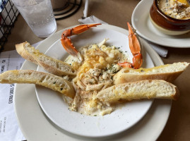 Buddy's Crabs Ribs food