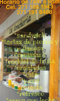 La Loncheria food