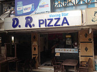 DR Pizza inside