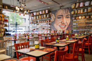 Comptoir Libanais Poland Street food