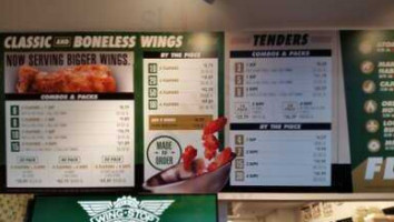 Wingstop food