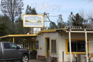 Shasta Burger outside