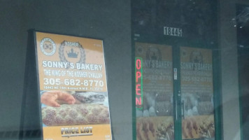 Sonny's Bakery food