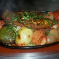 Mahdi Tandoori food