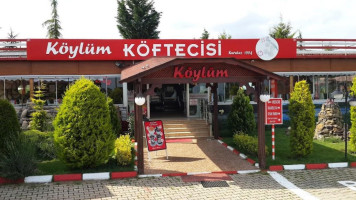 Köylüm Köftecisi outside