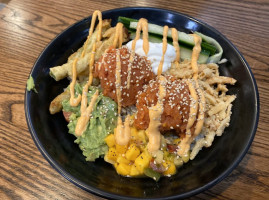 Motomaki Sushi Burritos And Bowls food